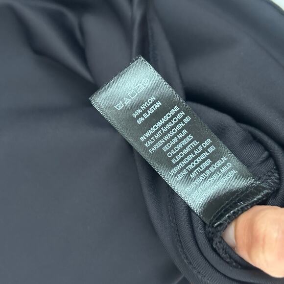 Tahari Shirt Womens XS Black Modern Essentials Short Sleeve Stretch Basic - Picture 4 of 4